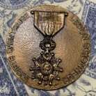 Rare grosse Médaille ancienne Bronze  Société D'entraide de la Légion D'honneur