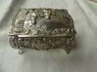 Arts décoratifs Boîte à bijoux métal argenté décor dans le goût du XVIII